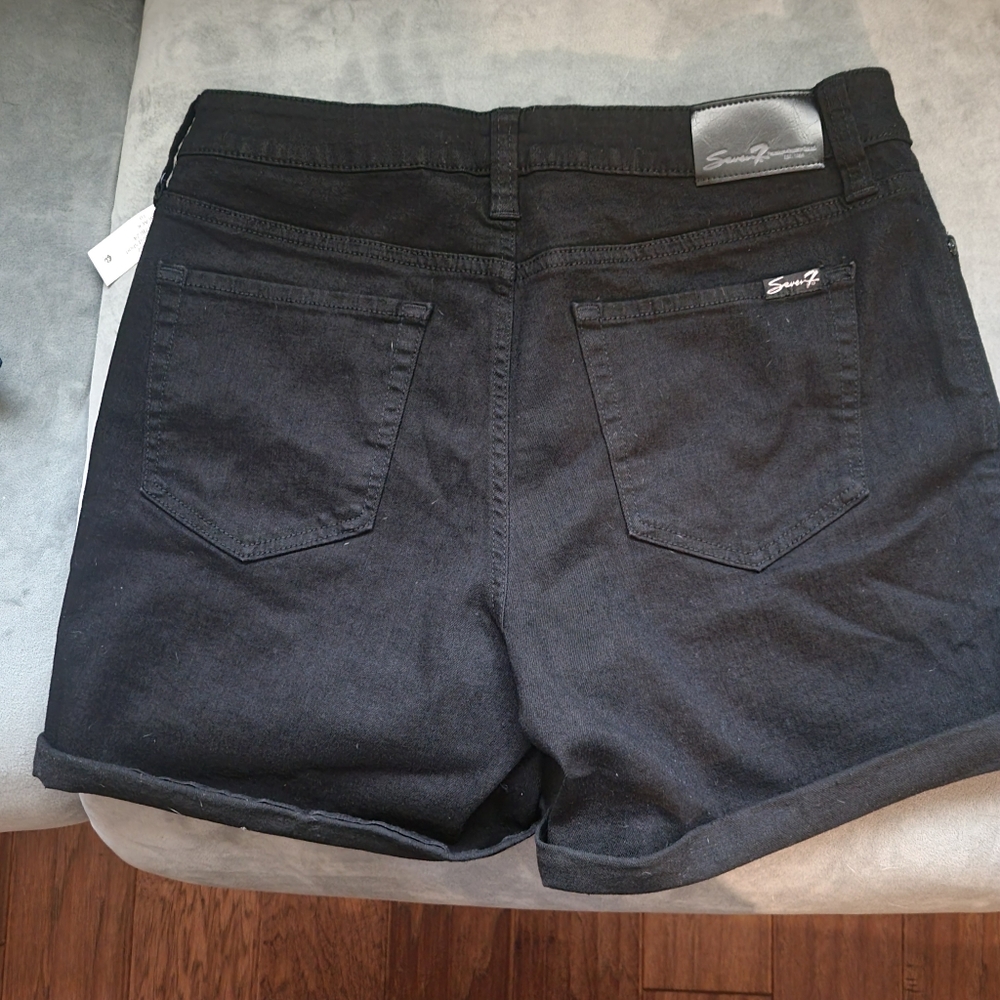 Seven7 Weekend Shorts Black Size 10 NWT - Picture 2 of 5